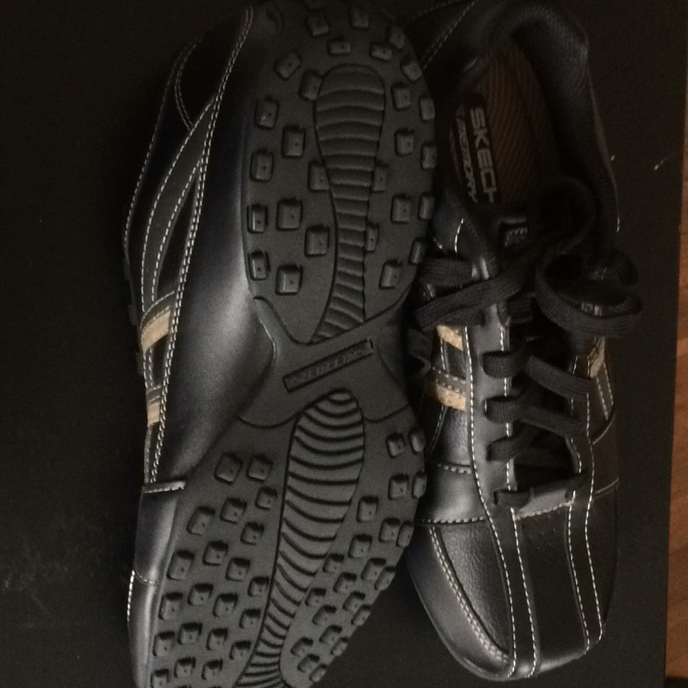 Shoes - Picture 2 of 2